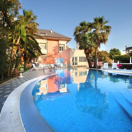 Regent Beach Hotel & Apartments Реджо ди Калабрия Екстериор снимка